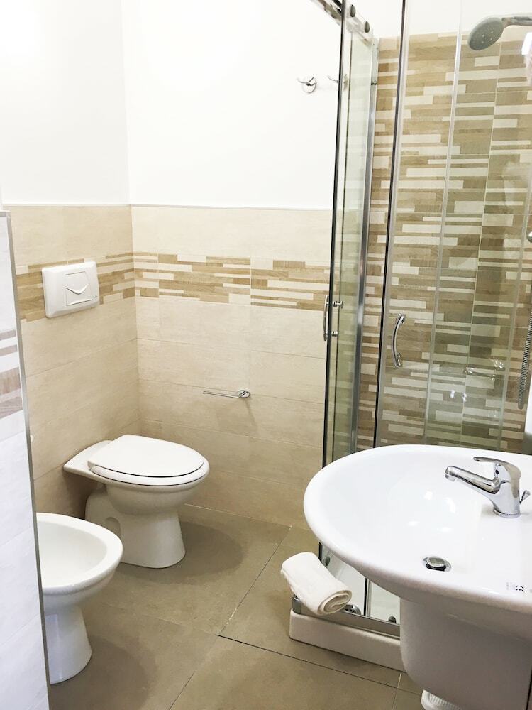 Hostal B&B Viale San Pietro