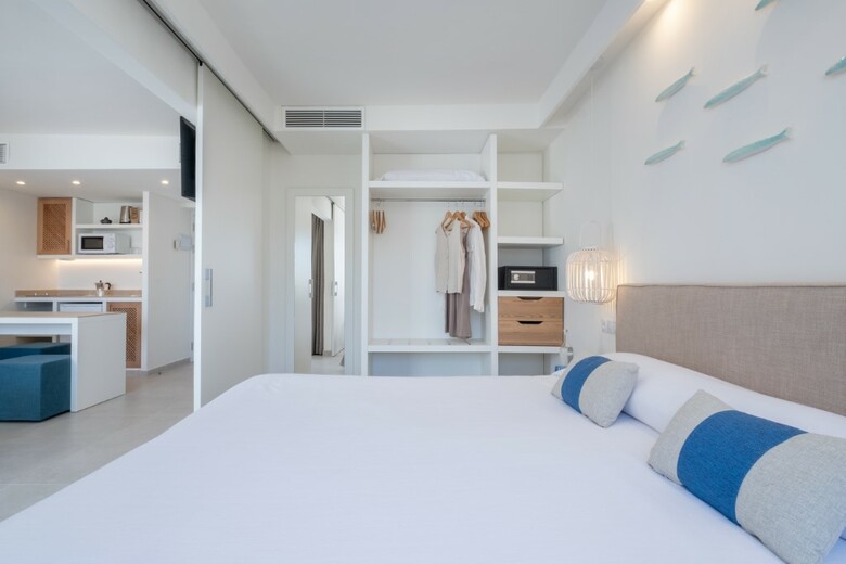 Apartamentos Carema Beach Menorca