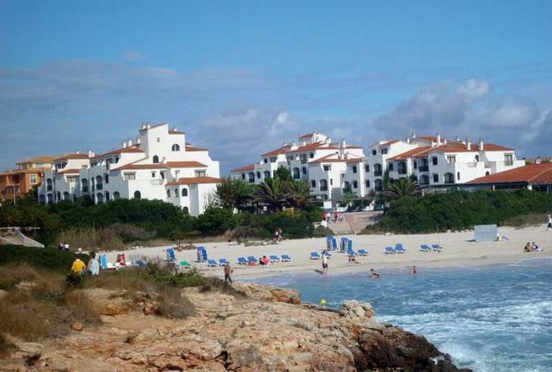 Apartamentos Carema Beach Menorca