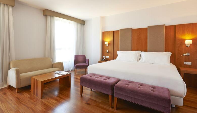 Hotel NH Ciudad De Almeria