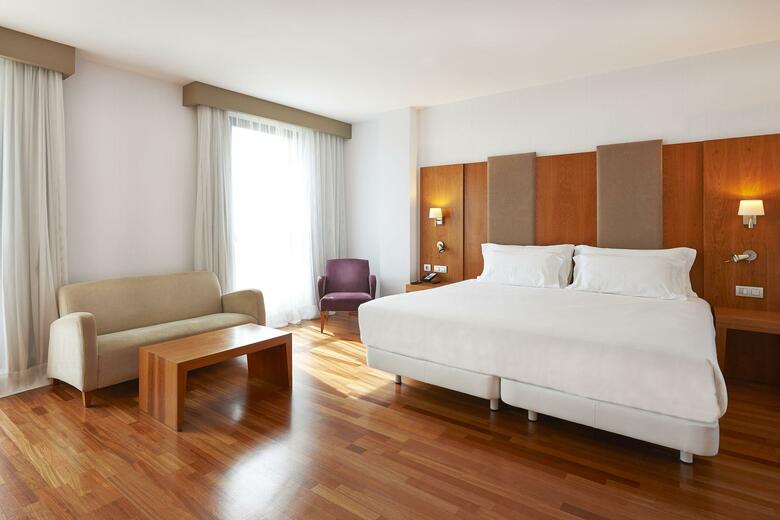 Hotel NH Ciudad De Almeria