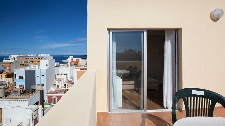 Hotel NH Las Palmas Playa Las Canteras