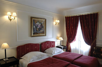 Hotel H�tel Du Rond-point Des Champs Elys�es