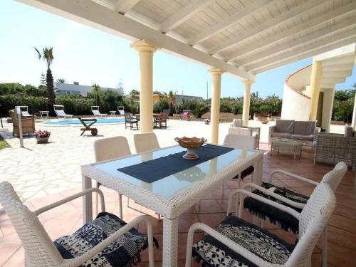 Villa Holiday Marispica Con Piscina Fronte Mare