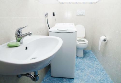 Praiano Apartment Sleeps 5 T721480