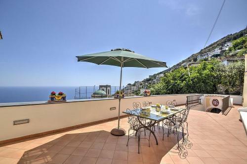 Praiano Villa Sleeps 6 Pool Air Con Wifi