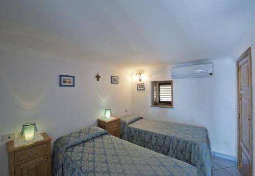 Praiano Apartment Sleeps 4