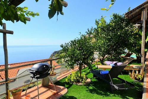 Praiano Villa Sleeps 6 Pool Air Con Wifi