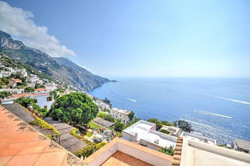 Praiano Villa Sleeps 8 Pool Air Con Wifi