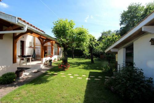 Maison 4 Chambres Pr�s Du Port Ostr�icole