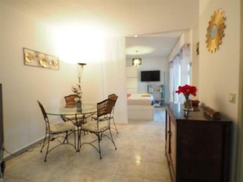 Apartment Appartement De Type 2 Proche Centre Et Plages 1