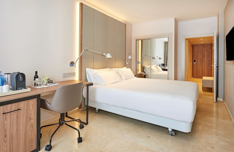 Hotel NH Logro�o Herencia Rioja