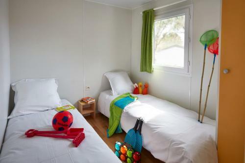 Camping Sunissim De L'eve By Locatour