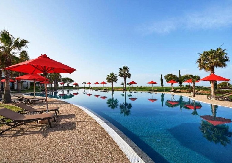 Hotel Cascade Wellness And Lifestyle Resort