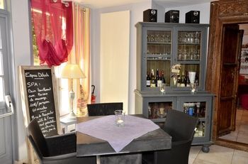Hotel H�tel De La Chapelle