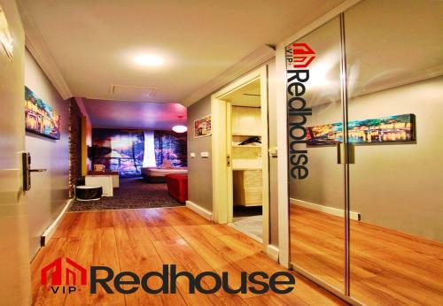 Aparthotel Red House Vip Apartmant Suites