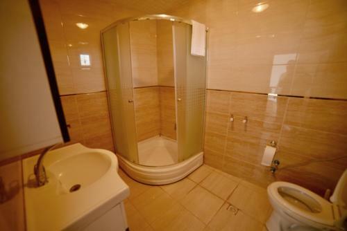 Bed & Breakfast Cave Seasons Deluxe Hotel