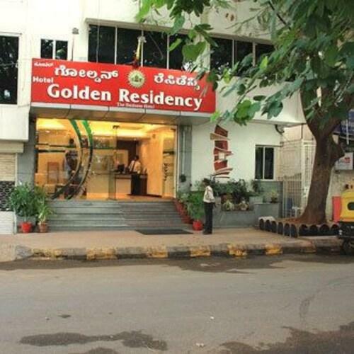 Hotel Golden Residency