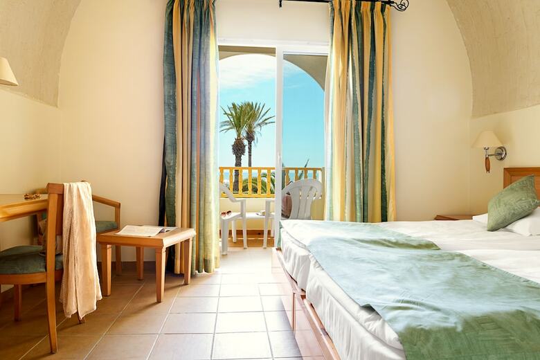 Hotel Calimera Delfino Beach Resort & Spa