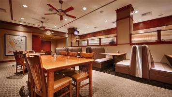 Hotel Best Western Plus Hilltop Inn