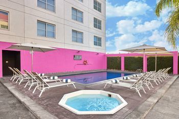 Hotel Courtyard By Marriott San Luis Potosi