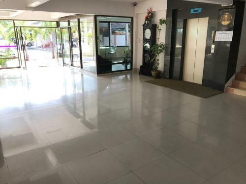 Premier Hotel Nakhon Si Thammarat