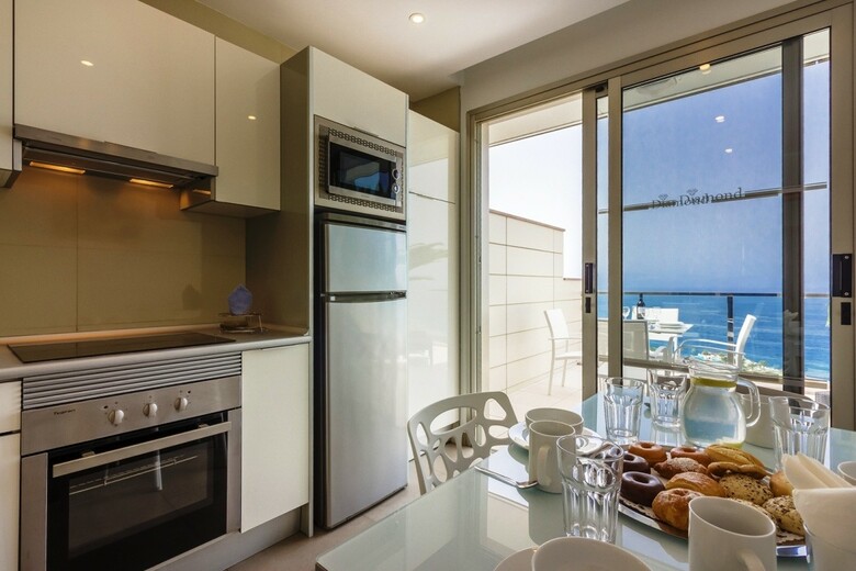 Klayman Diamond Aparthotel