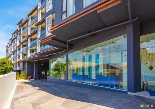 Apartamento Aristo 2 Phuket Beach Front - By Holy Cow 712