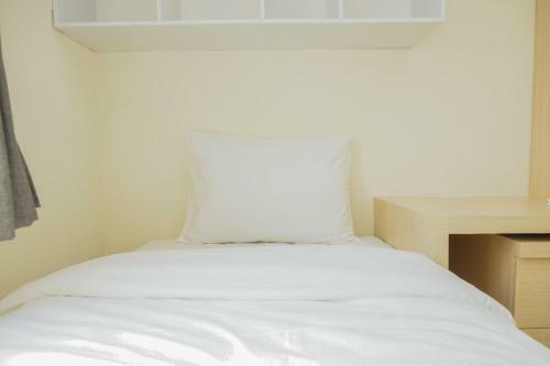 Comfortable 2br Parahyangan Residence Apartment By Travelio
