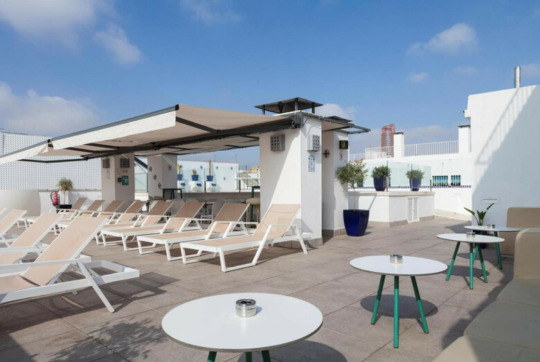 Hotel Becquer