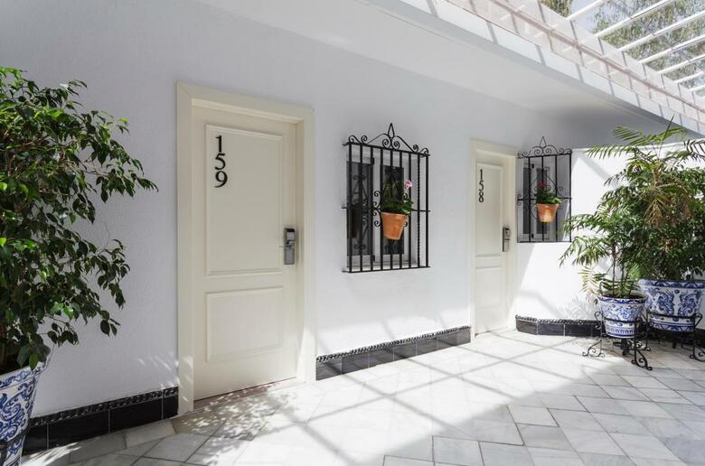 Hotel Catalonia Hispalis