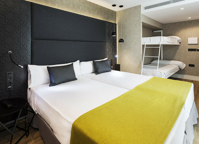 Hotel Catalonia Giralda