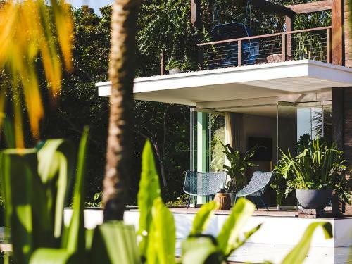 Villa Noku Beach House - An Elite Haven