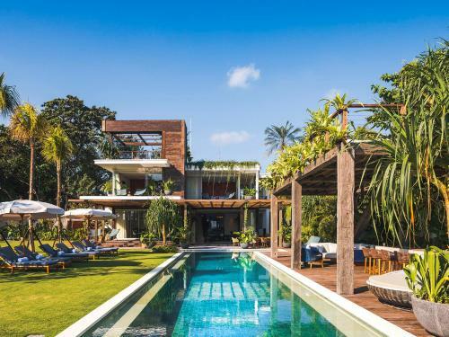 Villa Noku Beach House - An Elite Haven