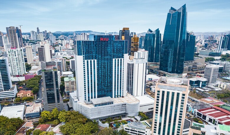 Hotel Riu Plaza Panama