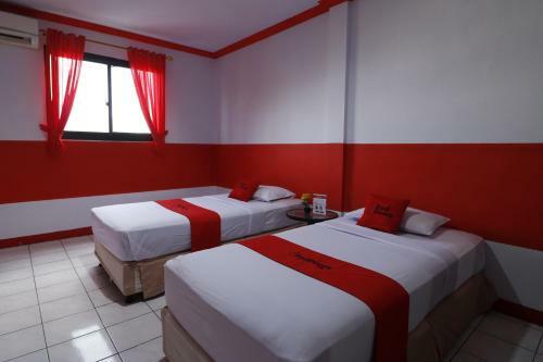 Hostal Reddoorz Plus @ Samratulangi Manado