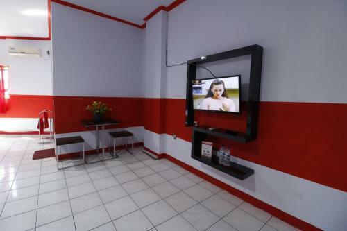 Hostal Reddoorz Plus @ Samratulangi Manado