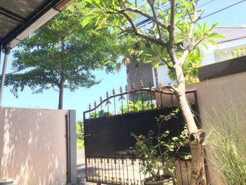 Hostal Meryta Guesthouse 1