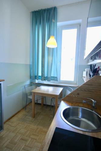 A-domo Apartment-hotels Ruhr Th�ringer
