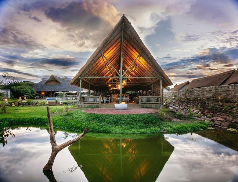 Lodge Shearwater's Explorers Village