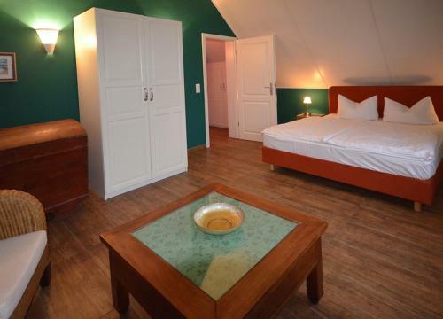 Ferienhaus Heckenrose Im Land Fleesensee