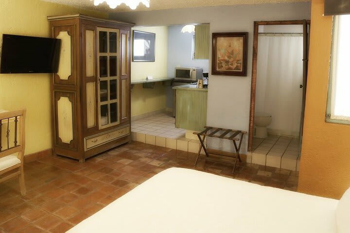 Hotel El Meson De Los Poetas