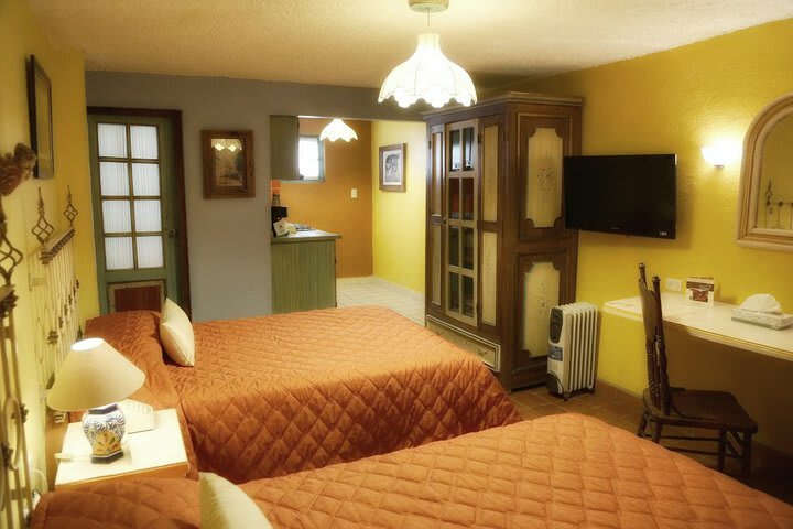 Hotel El Meson De Los Poetas