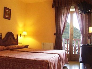 Hotel Eth Pomer 2