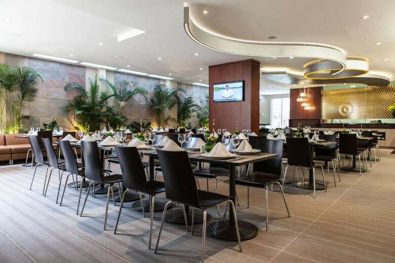 Best Western Plus 93 Park Hotel