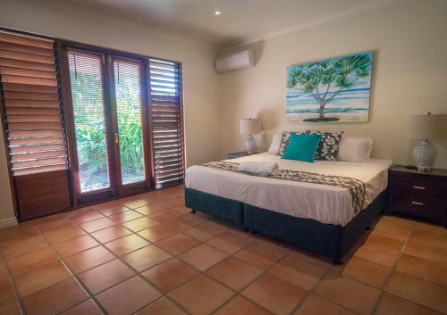 Frangipani Beach House - Newell Beach