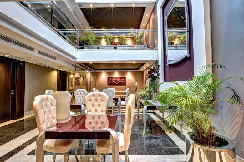 Nexus Benalmadena Suites & Apartments