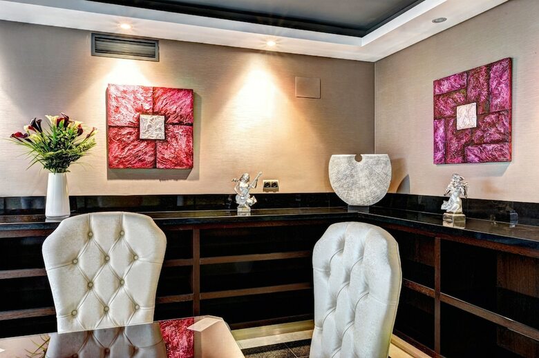 Nexus Benalmadena Suites & Apartments