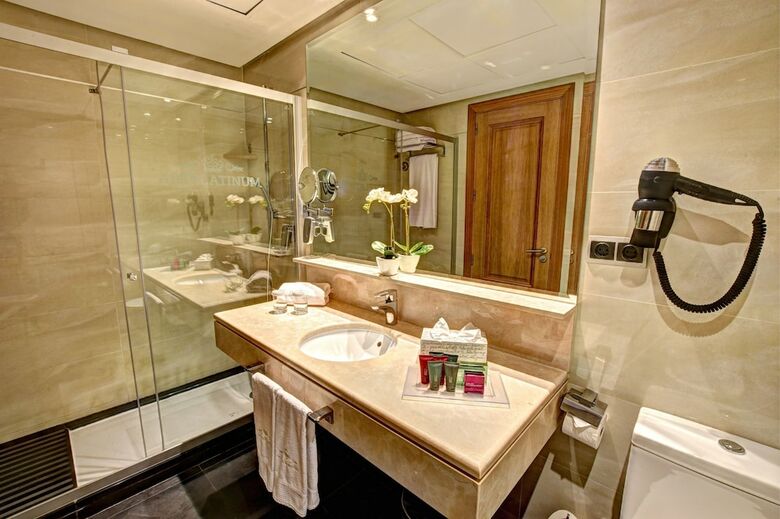 Nexus Benalmadena Suites & Apartments