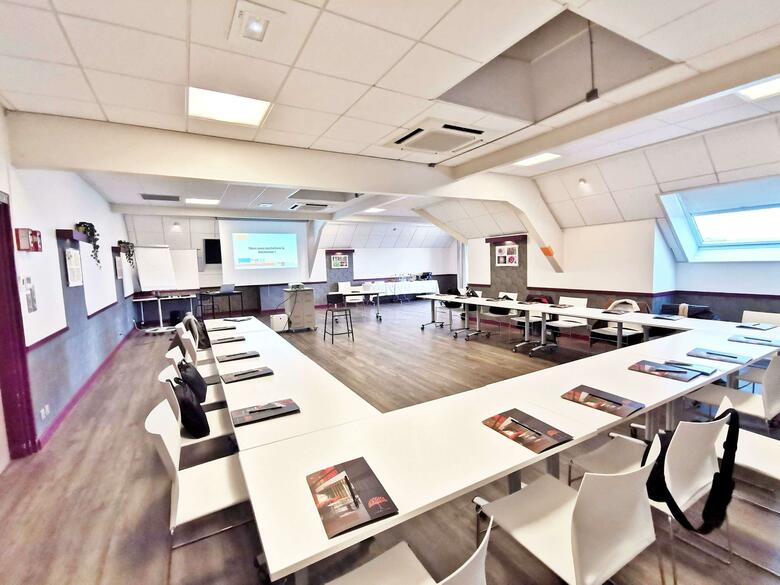 Hotel Ibis Beaune La Ferme Aux Vins